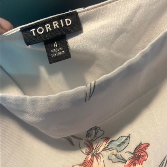 Torrid size 4 Maxi Chiffon Cowl Neck Pleated Dress Light Blue with Pink Flowers - Picture 3 of 9